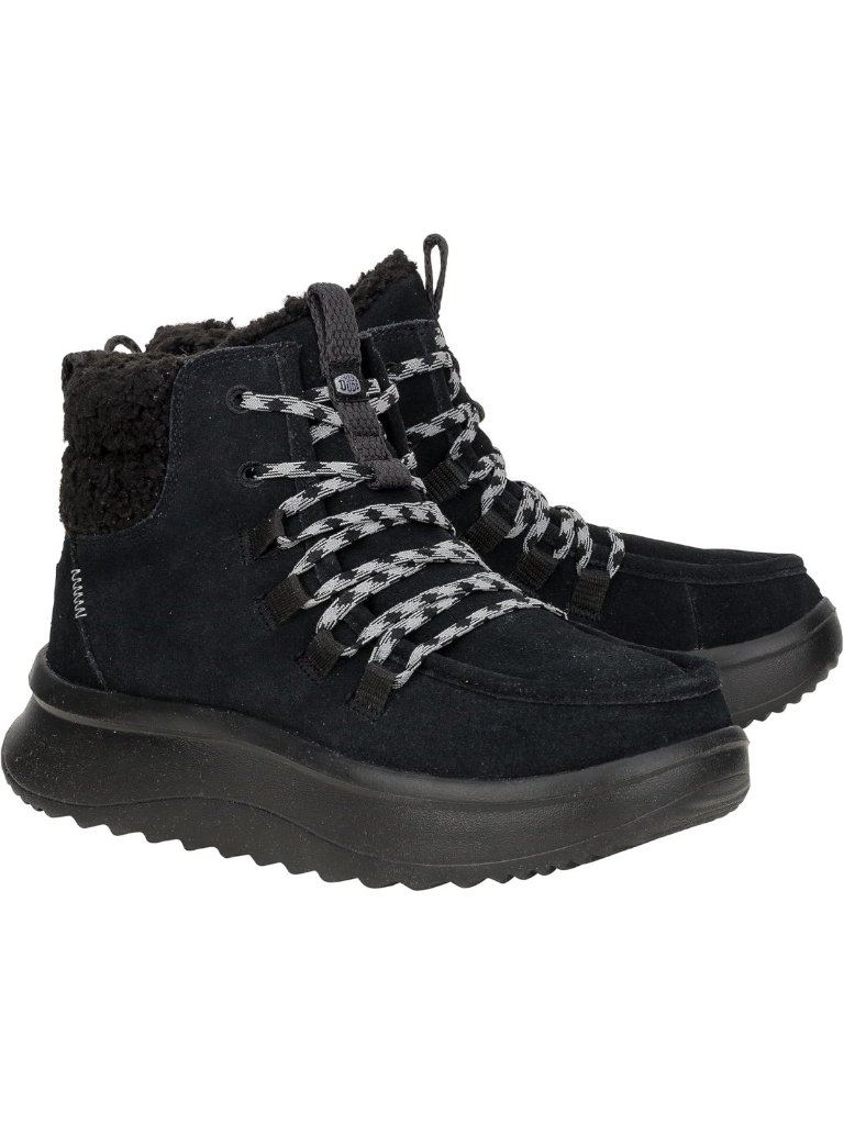 Cozy Suede Apres Boots For Women | Stylish & Comfortable Winter Footwear